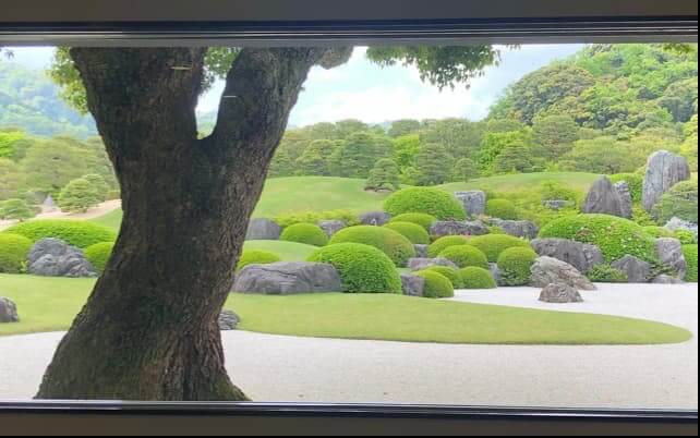 足立美術館の日本一の庭園